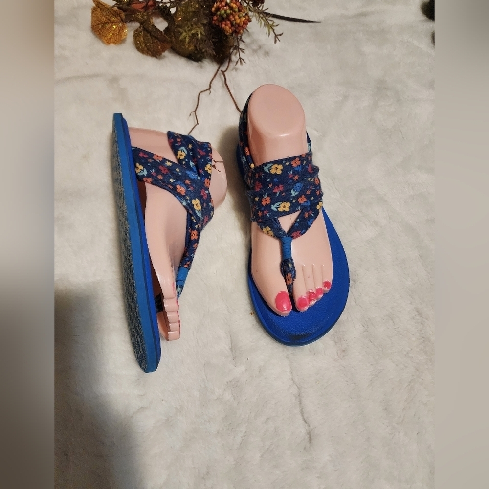 Floral Blue Women's Sandals - Picture 2 of 4
